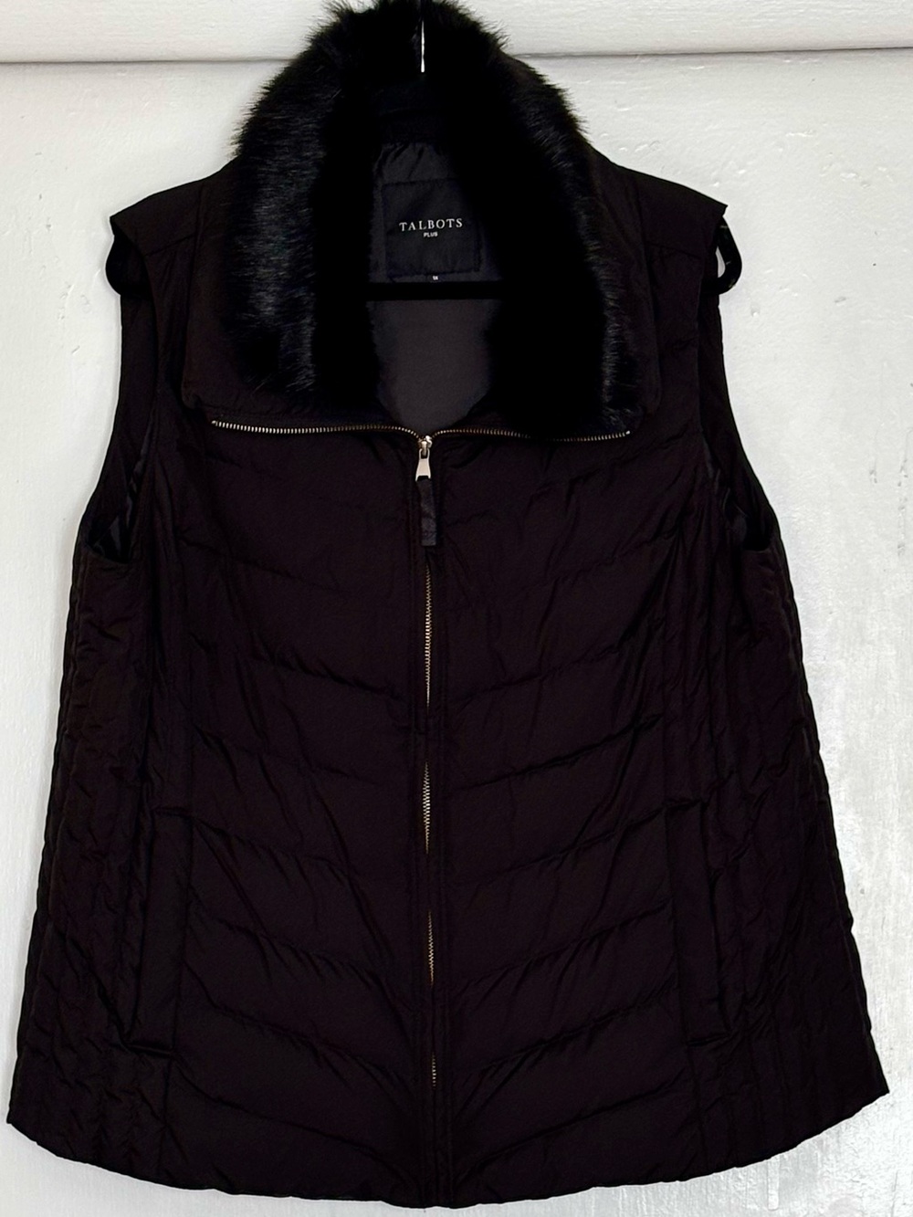 Talbots Faux Fur Collar Down Puffer Vest Black Size 1X